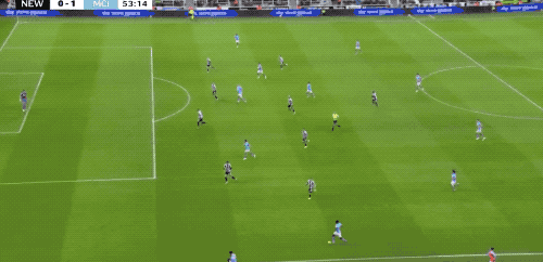 半决赛首回合：曼城2-0卫冕冠军13场不败 塞梅尼奥加盟两场造3球