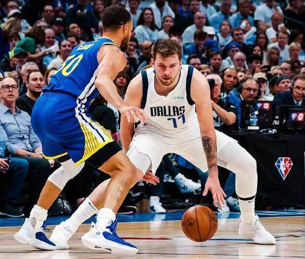 【早报】大满贯穆里尼奥！