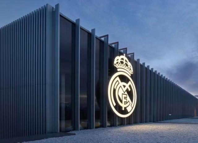 【早报】大满贯穆里尼奥！