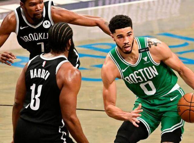 休赛期塔图姆疯狂增肌 新季他与绿军将有何改变？