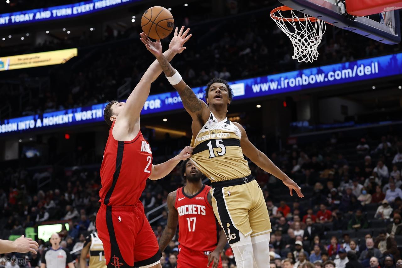 太强了！火箭探花19+7+10+6+2创纪录！申京打爆奇才！杜兰特无解