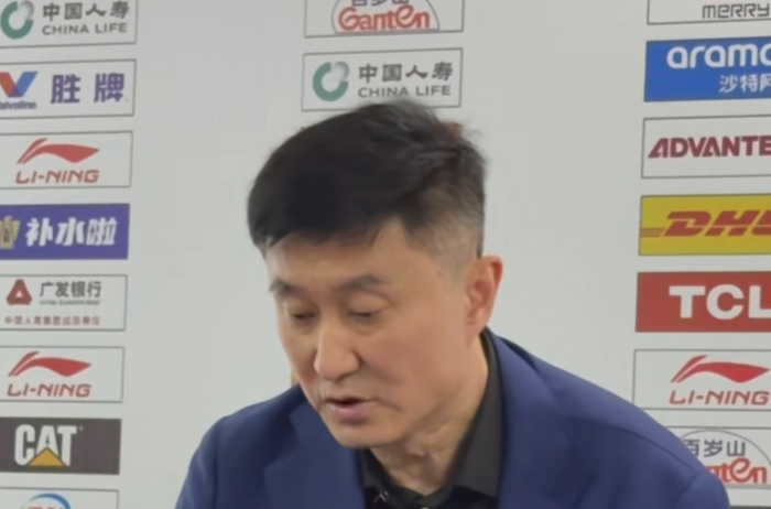 输福建发布会！杜锋与胡明轩直指没做好季后赛准备，肯定拉科表现|广东|广东男篮|福建男篮|崔永熙|徐杰_新浪体育_新浪新闻